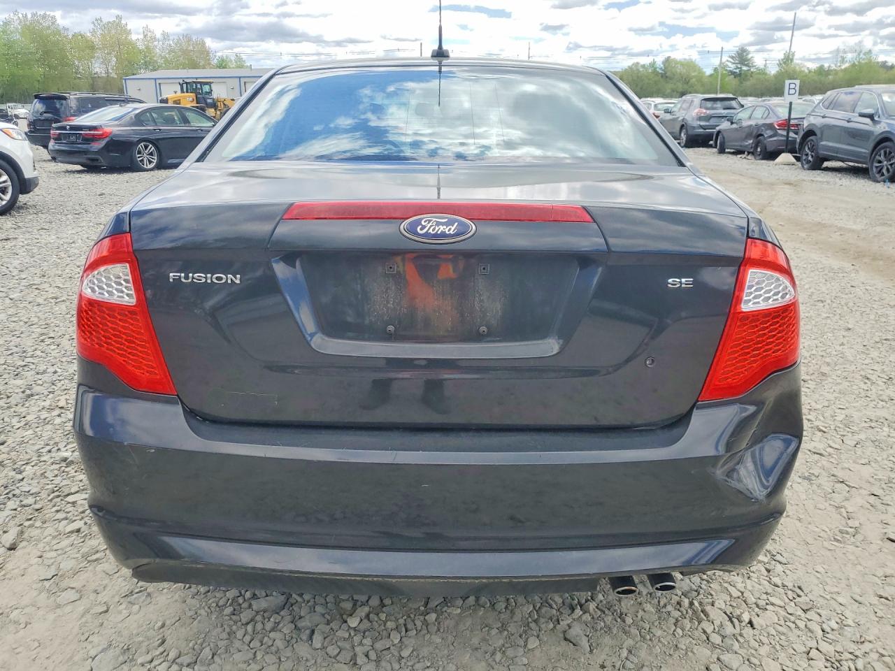 2011 FORD FUSION