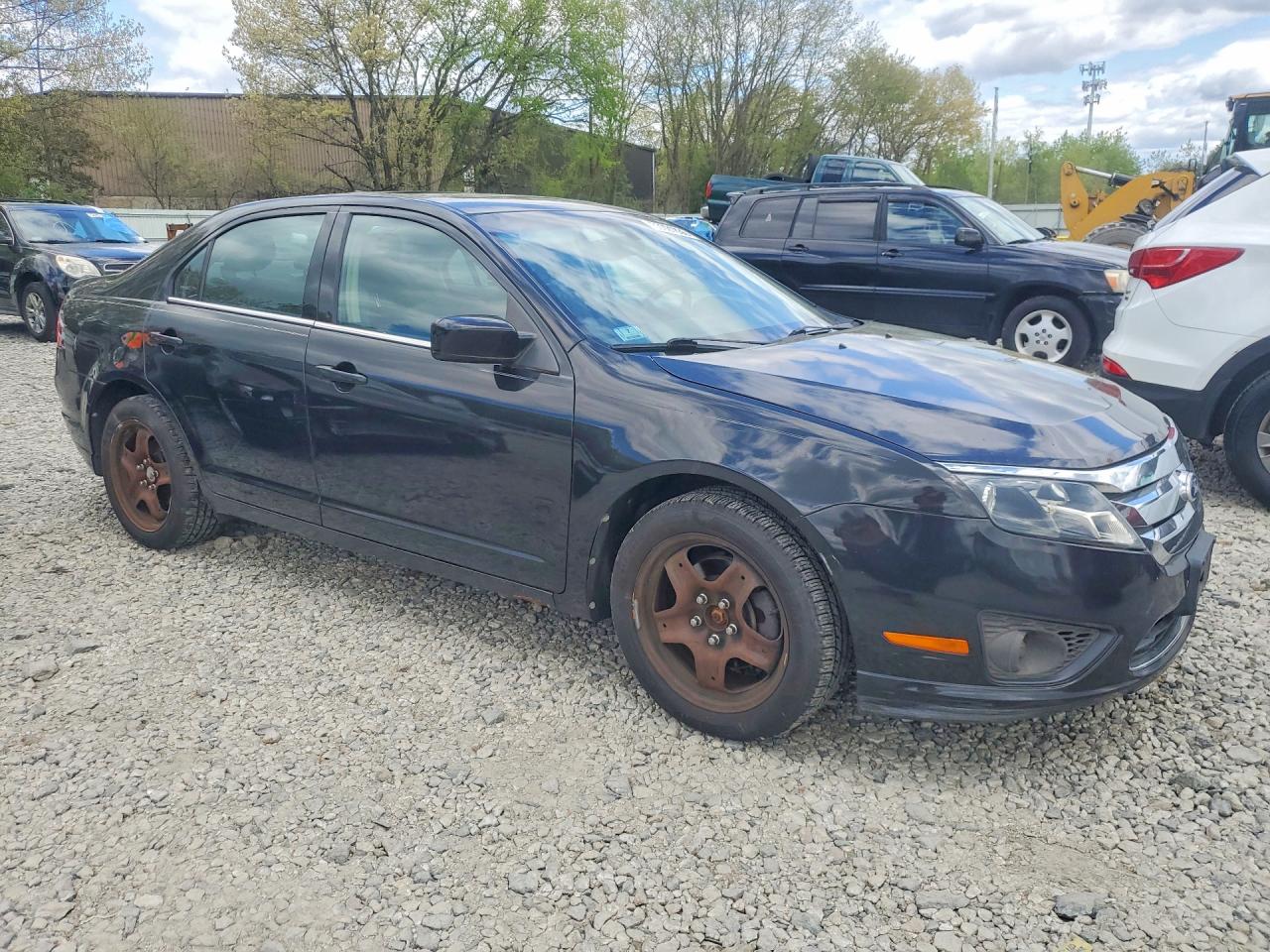 2011 FORD FUSION