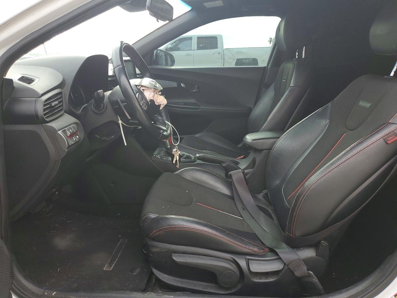 2020 HYUNDAI VELOSTER
