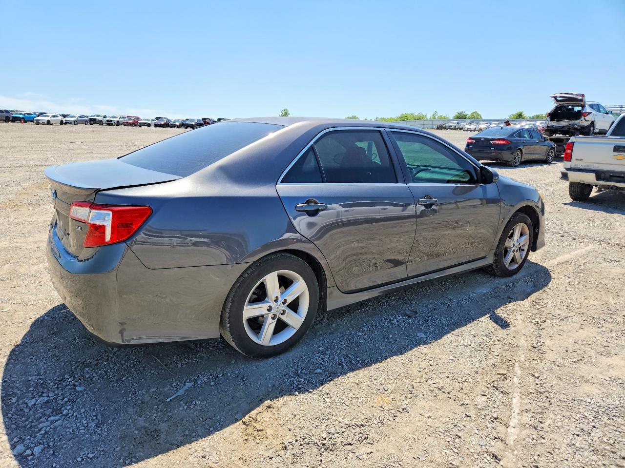 2012 TOYOTA CAMRY