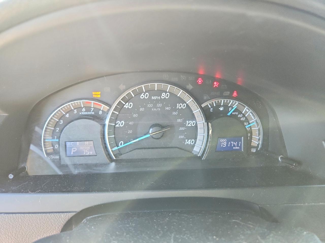 2012 TOYOTA CAMRY