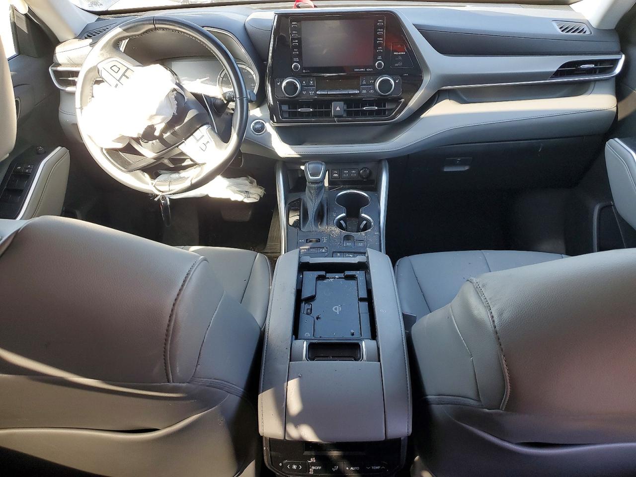 2022 TOYOTA HIGHLANDER