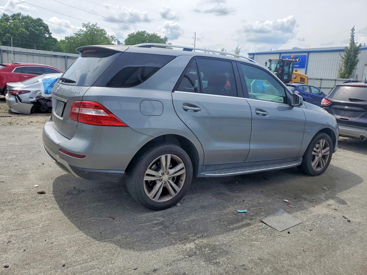 2012 MERCEDES-BENZ M-CLASS