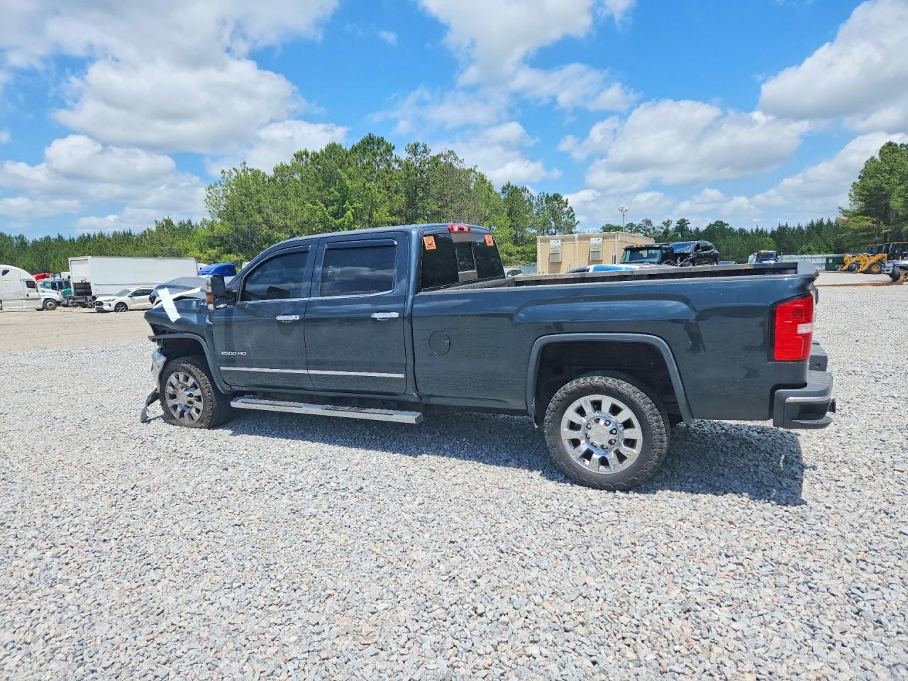 2018 GMC SIERRA