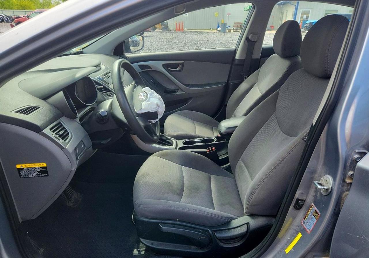 2016 HYUNDAI ELANTRA