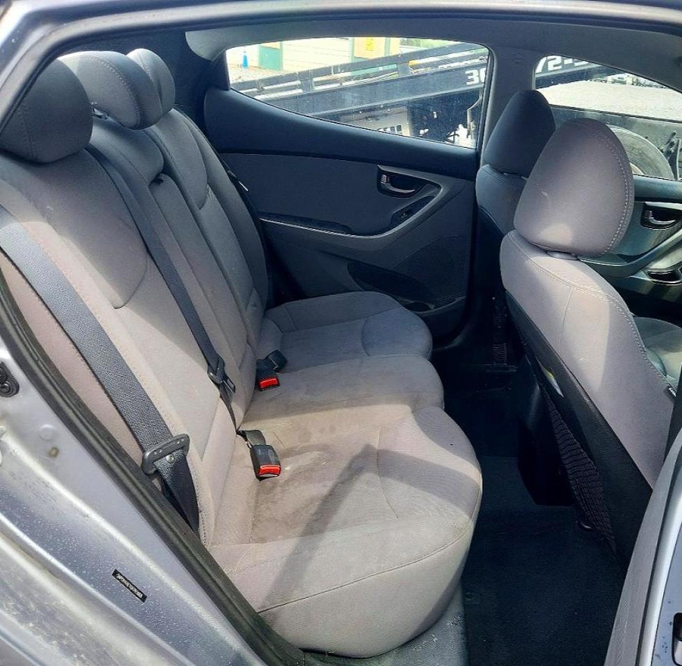 2016 HYUNDAI ELANTRA