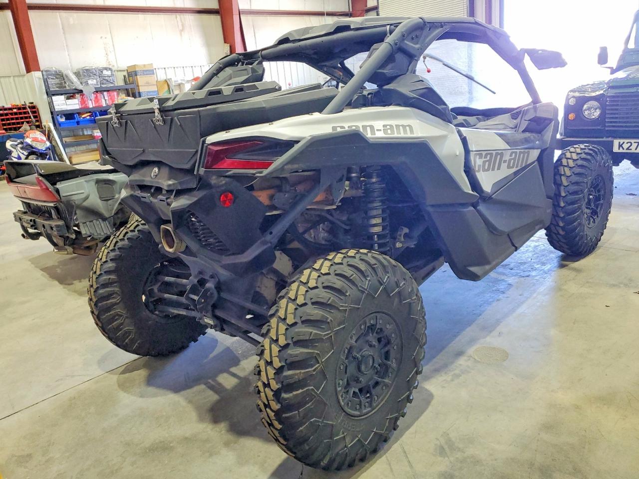 2023 CAN-AM SIDEBYSIDE