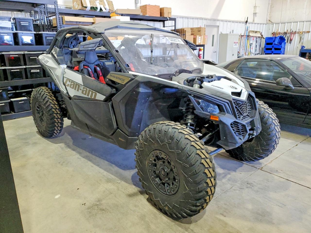 2023 CAN-AM SIDEBYSIDE