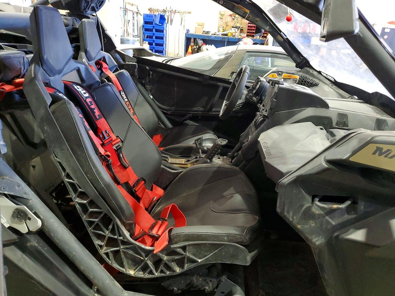 2023 CAN-AM SIDEBYSIDE
