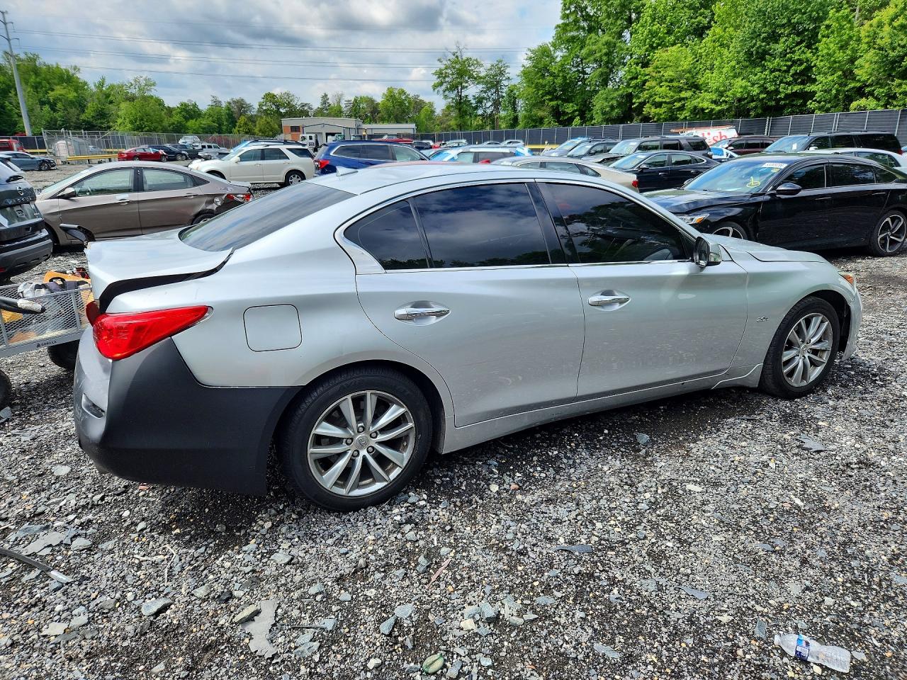 2017 INFINITI Q50
