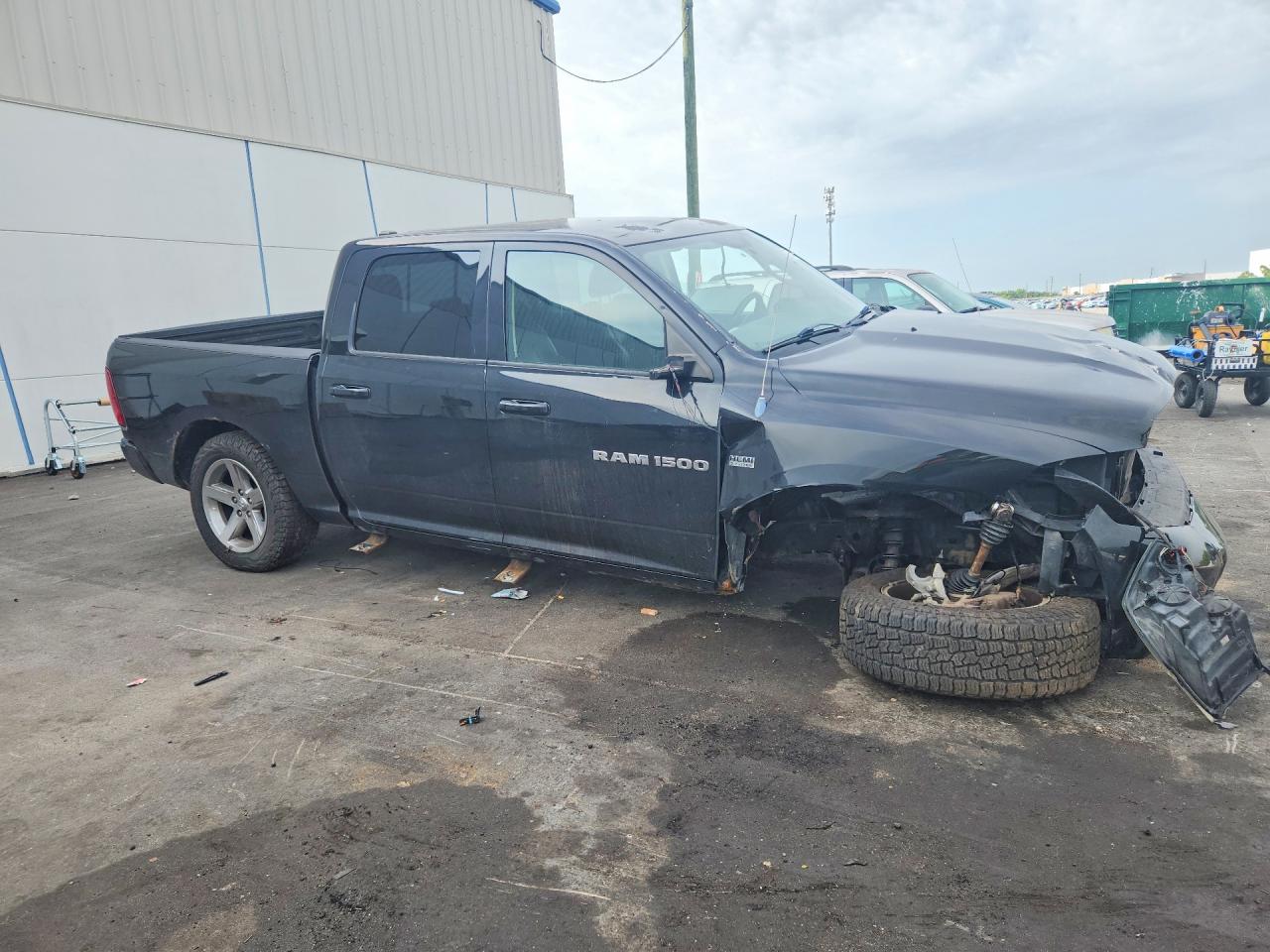 2011 DODGE RAM 1500