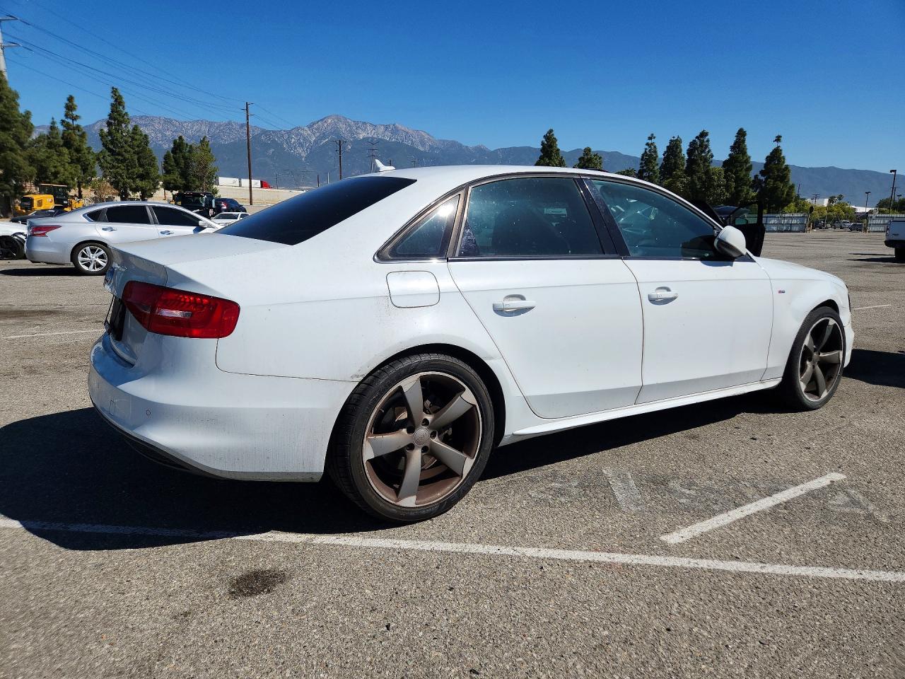 2015 AUDI A4