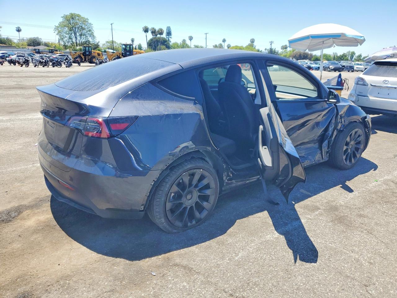 2024 TESLA MODEL Y