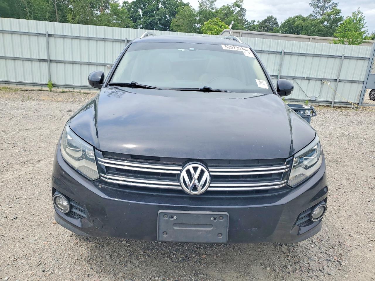 2016 VOLKSWAGEN TIGUAN