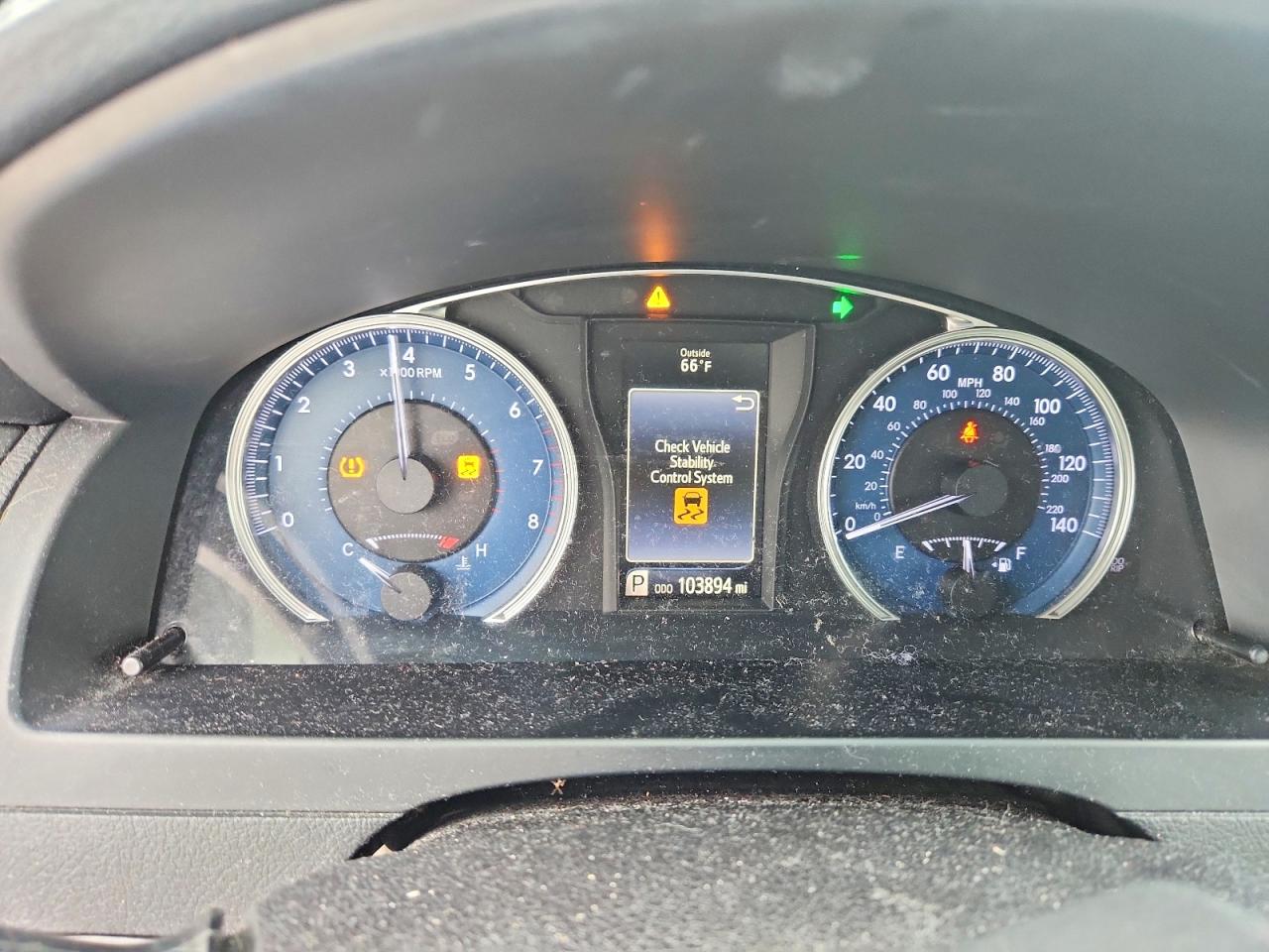 2016 TOYOTA CAMRY