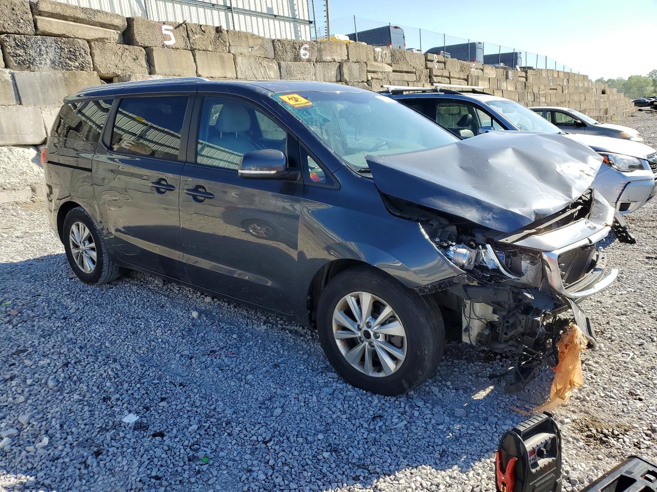 2016 KIA SEDONA