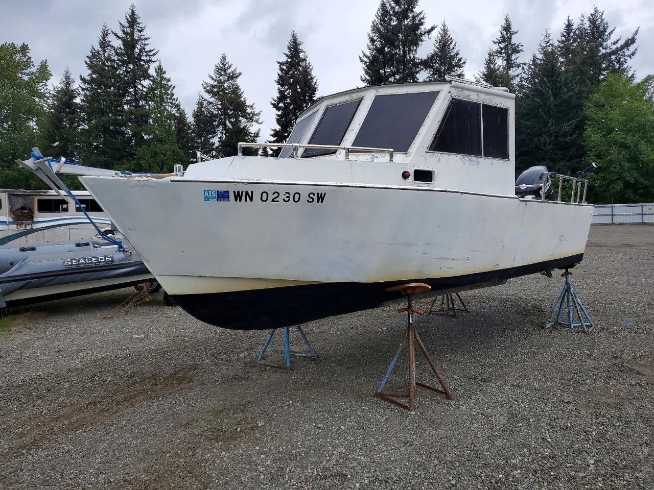 2015 CHINOOK CUSTOM BOAT