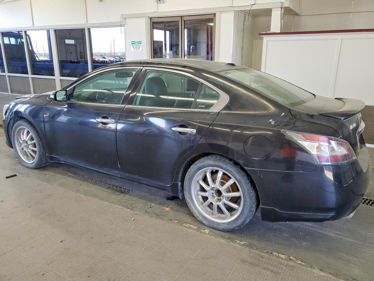 2012 NISSAN MAXIMA