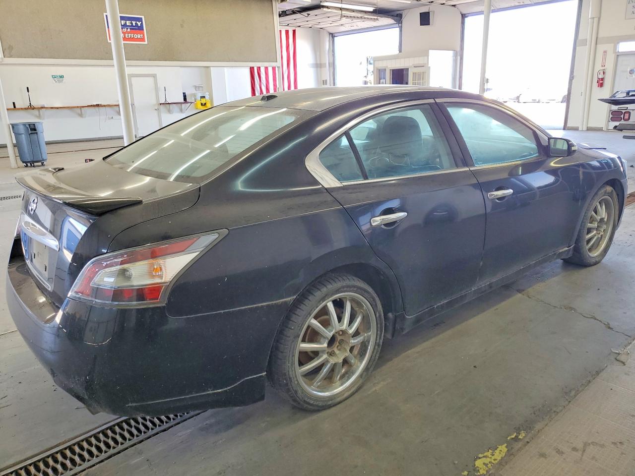 2012 NISSAN MAXIMA