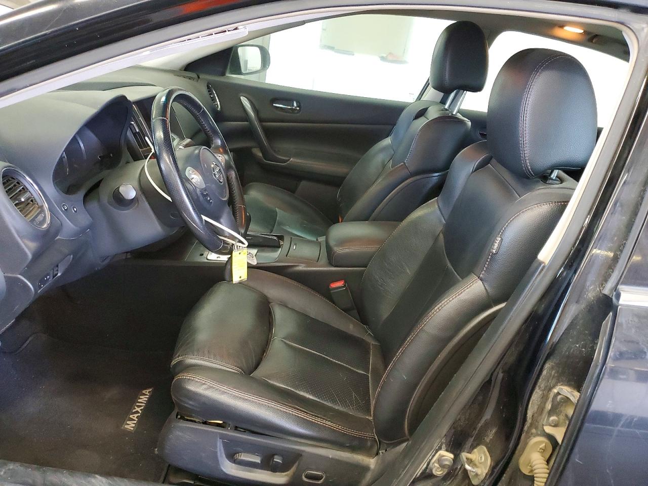 2012 NISSAN MAXIMA