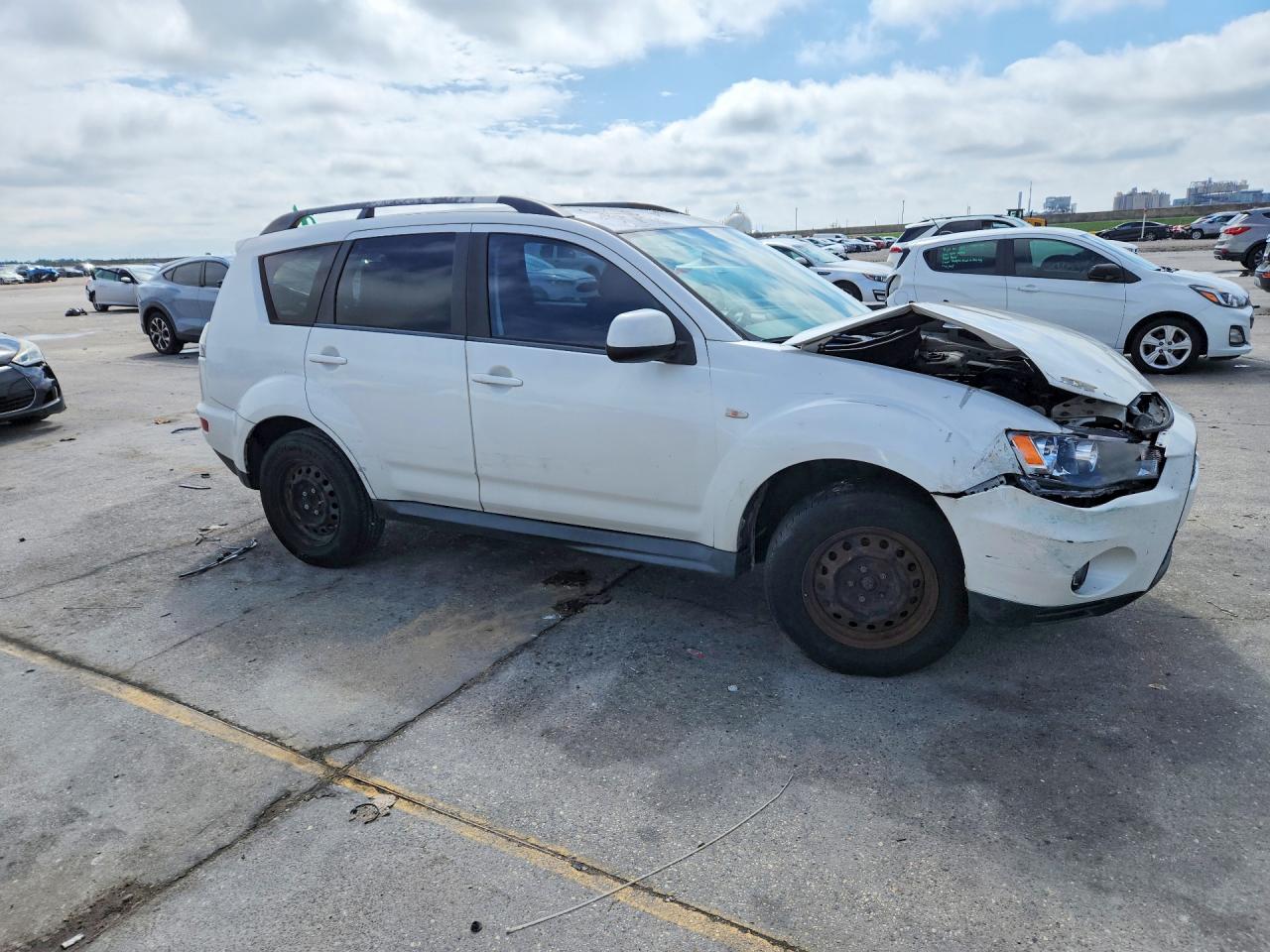 2013 MITSUBISHI OUTLANDER