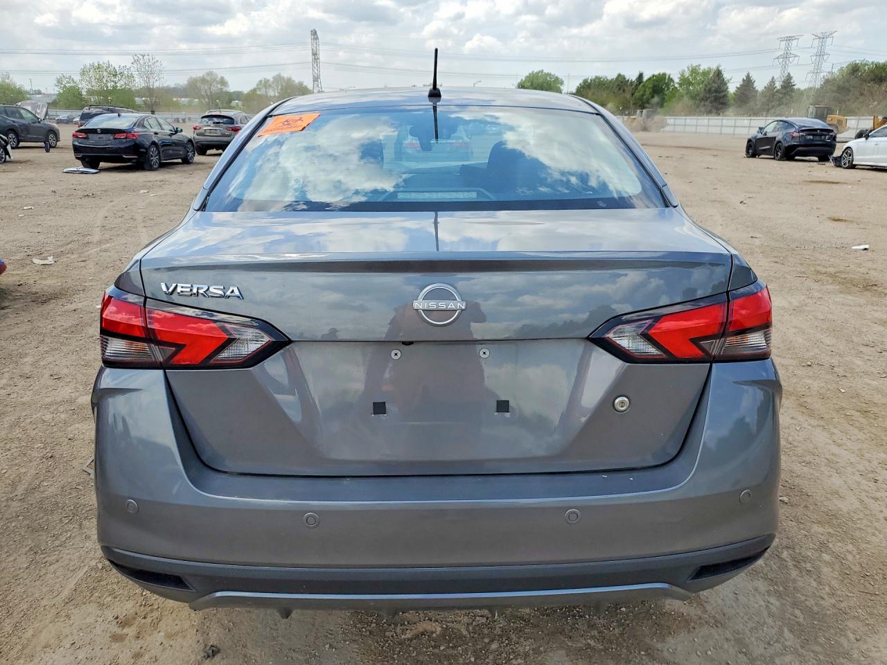 2024 NISSAN VERSA