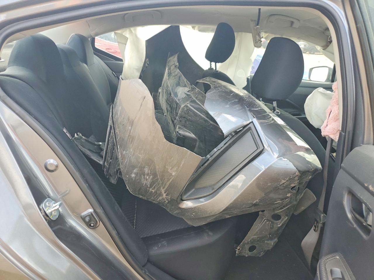 2024 NISSAN VERSA