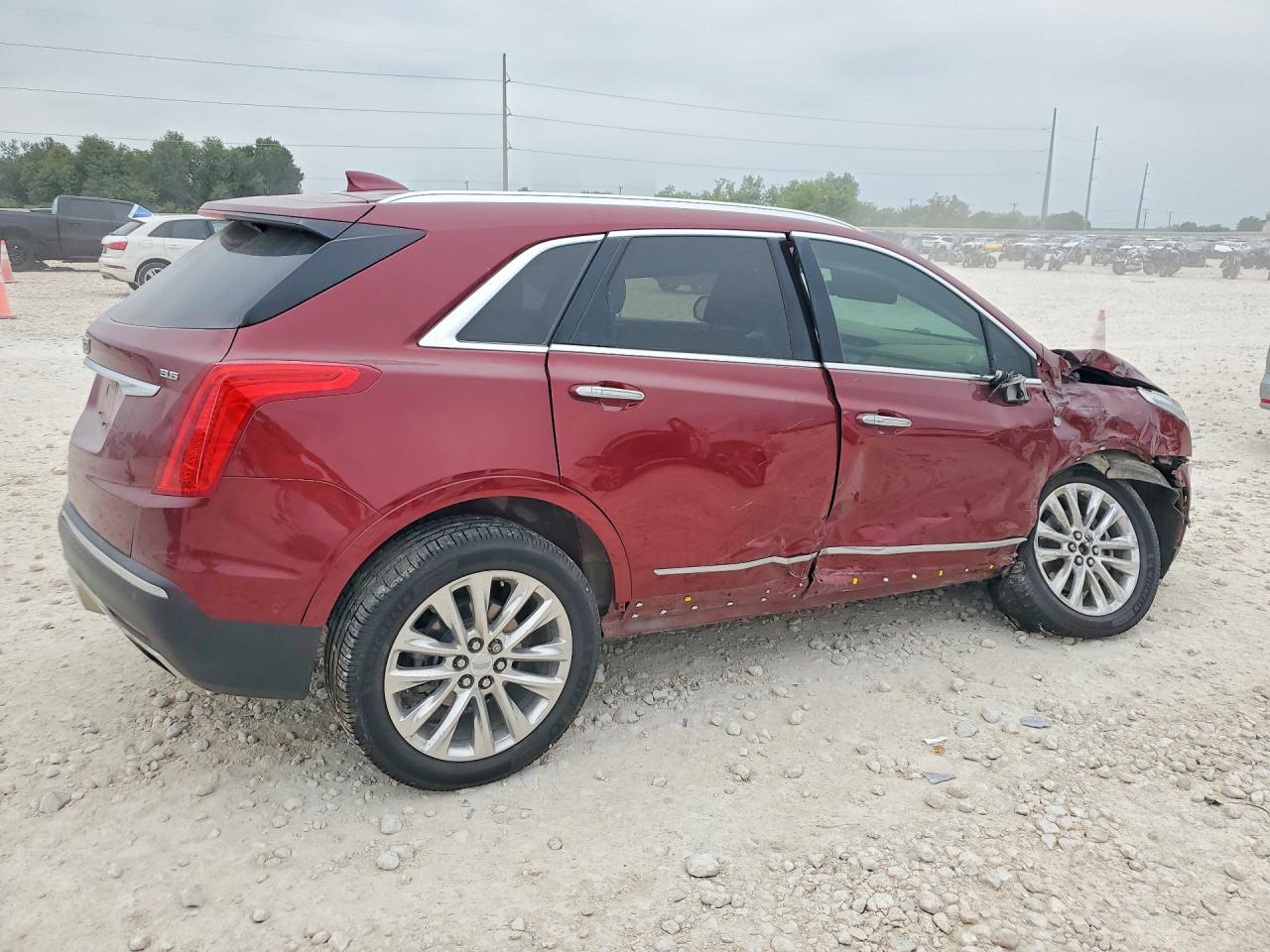 2018 CADILLAC XT5