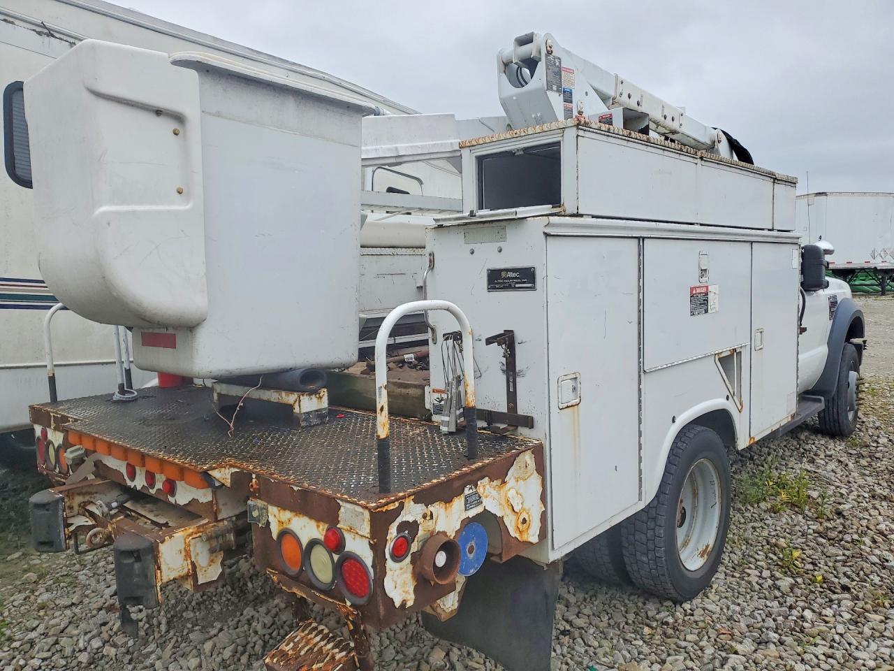 2008 FORD F550