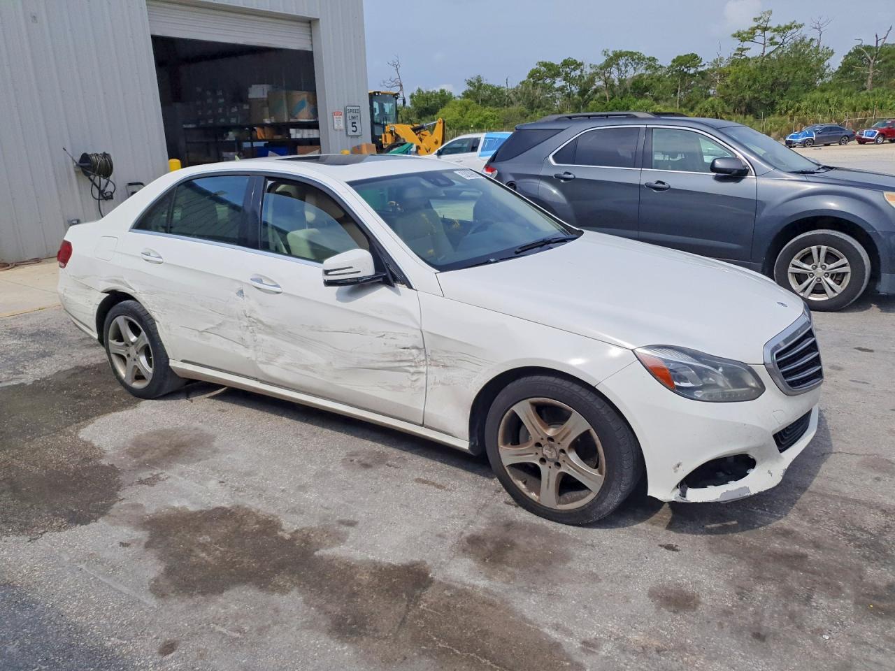 2014 MERCEDES-BENZ E-CLASS