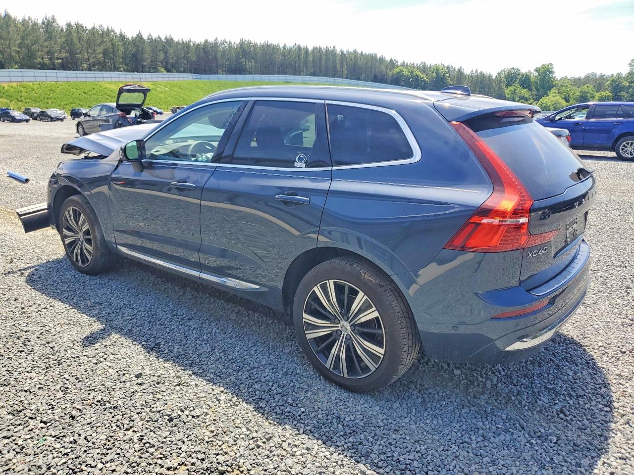2023 VOLVO XC60