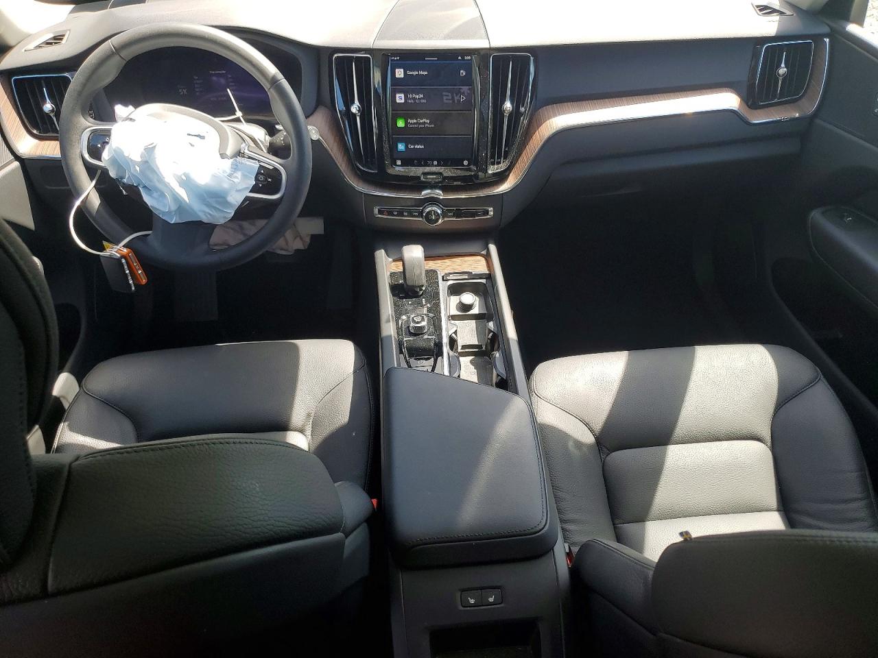 2023 VOLVO XC60