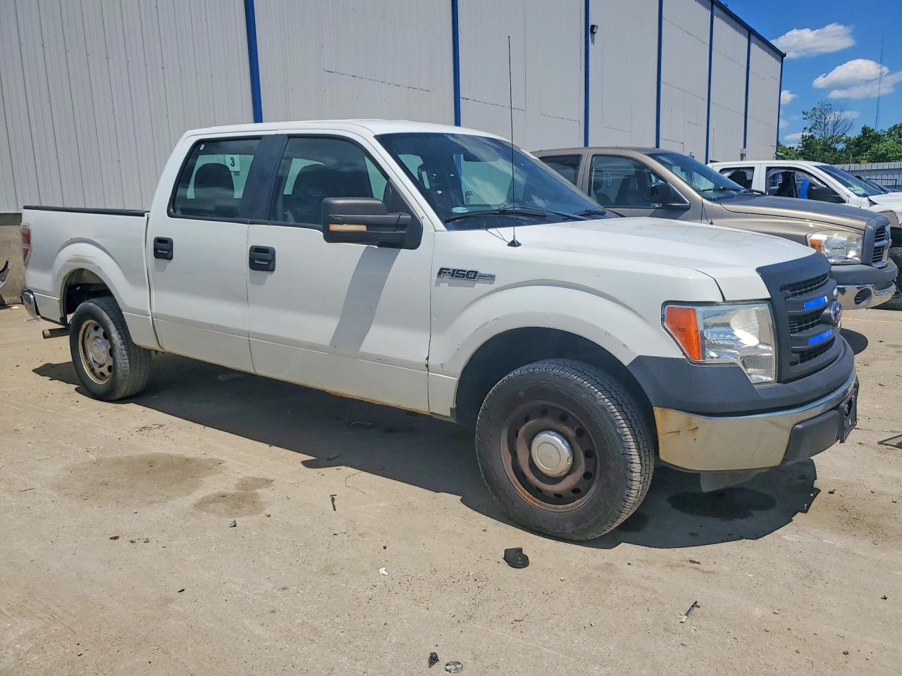 2014 FORD F150