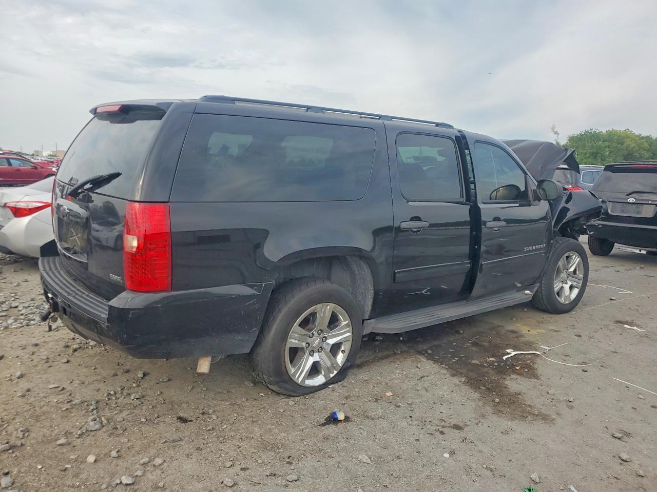 2010 CHEVROLET SUBURBAN