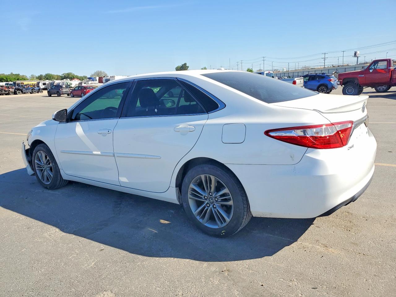 2016 TOYOTA CAMRY