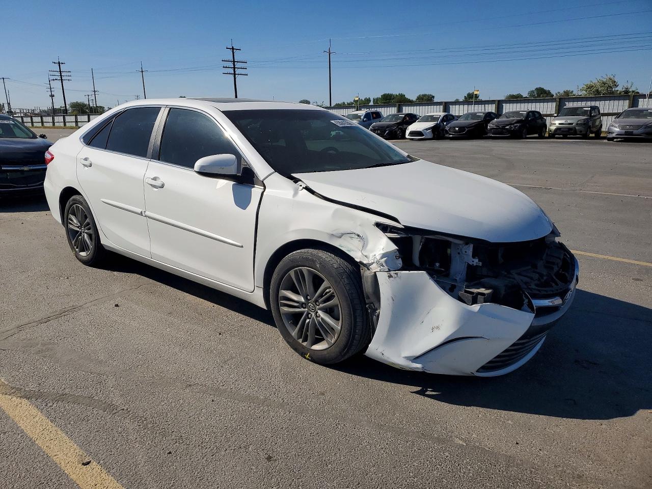 2016 TOYOTA CAMRY