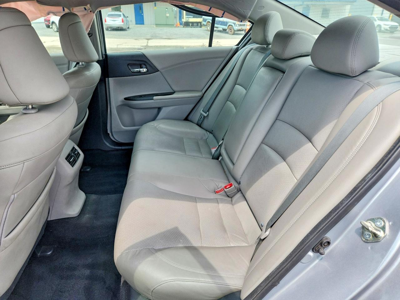 2017 HONDA ACCORD 4D