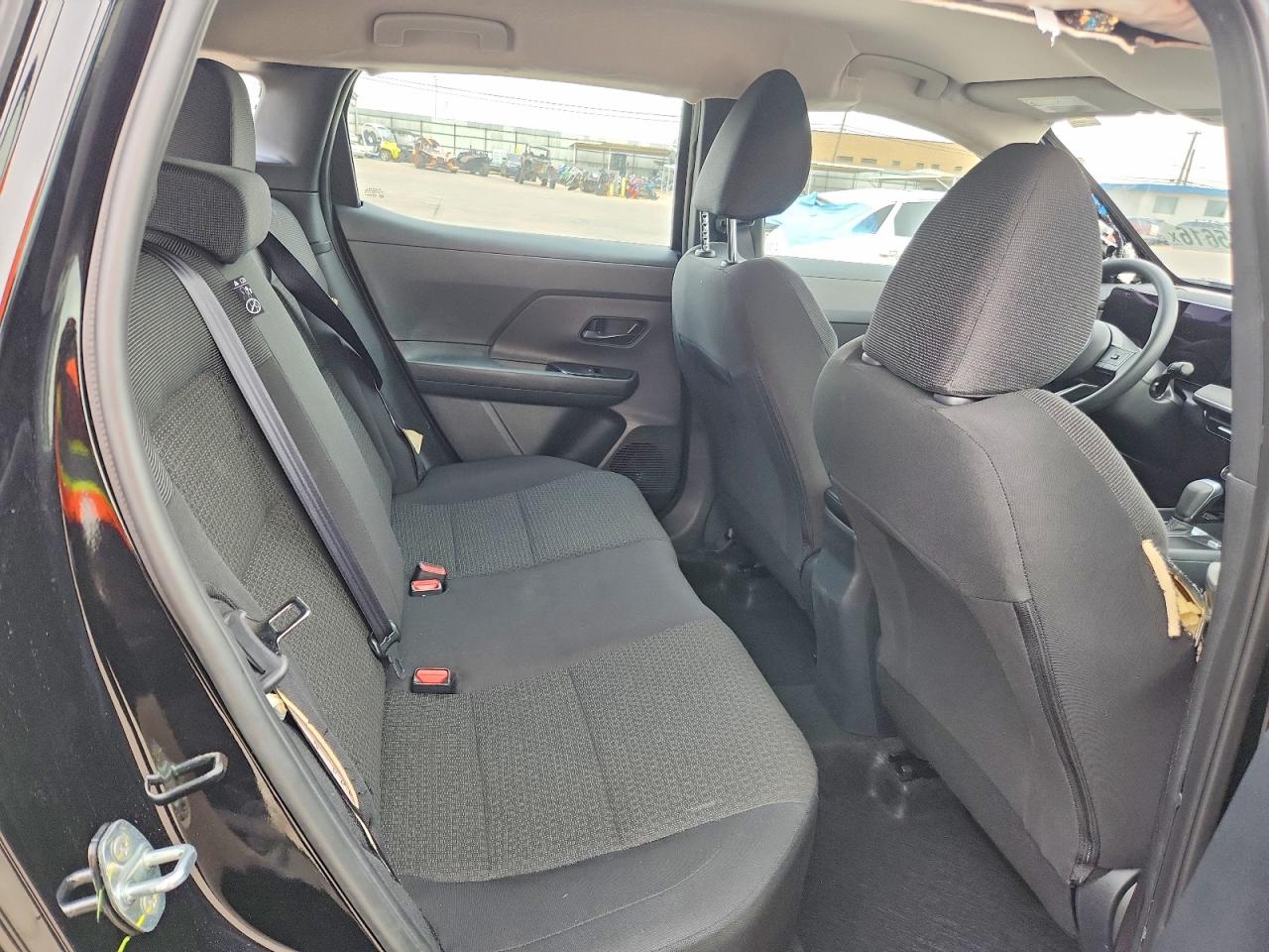 2026 NISSAN KICKS