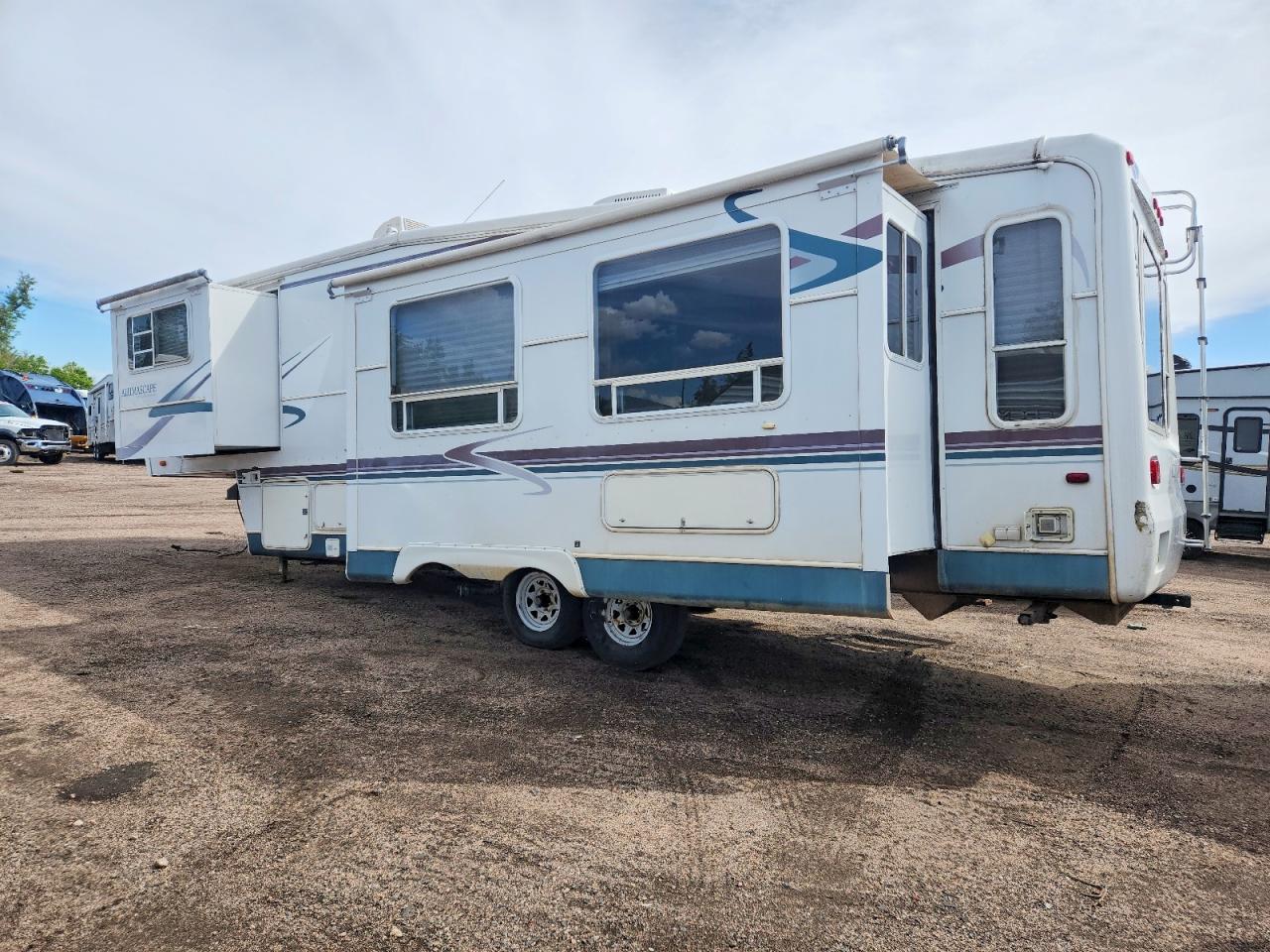 2001 HOLIDAY RAMBLER ALUMASCAPE