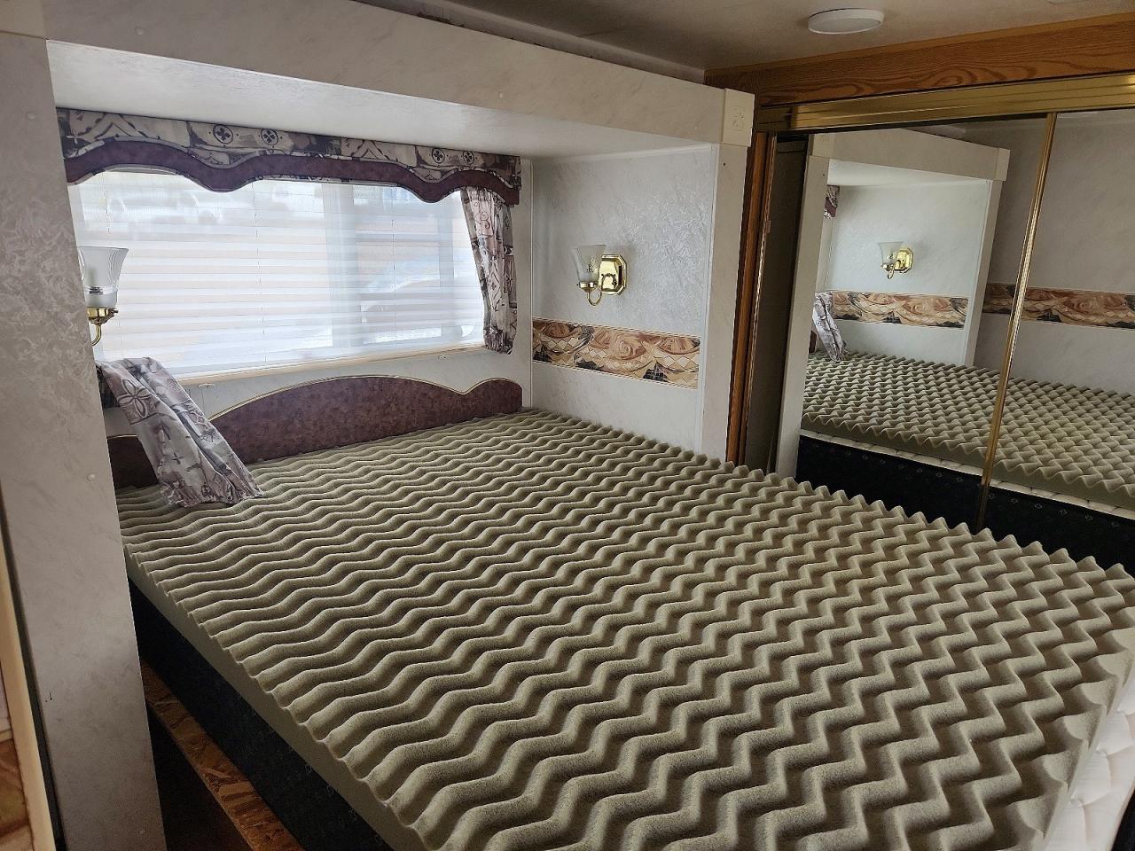2001 HOLIDAY RAMBLER ALUMASCAPE