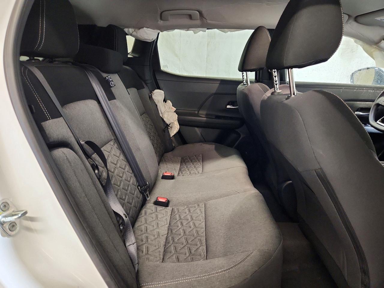 2026 NISSAN KICKS