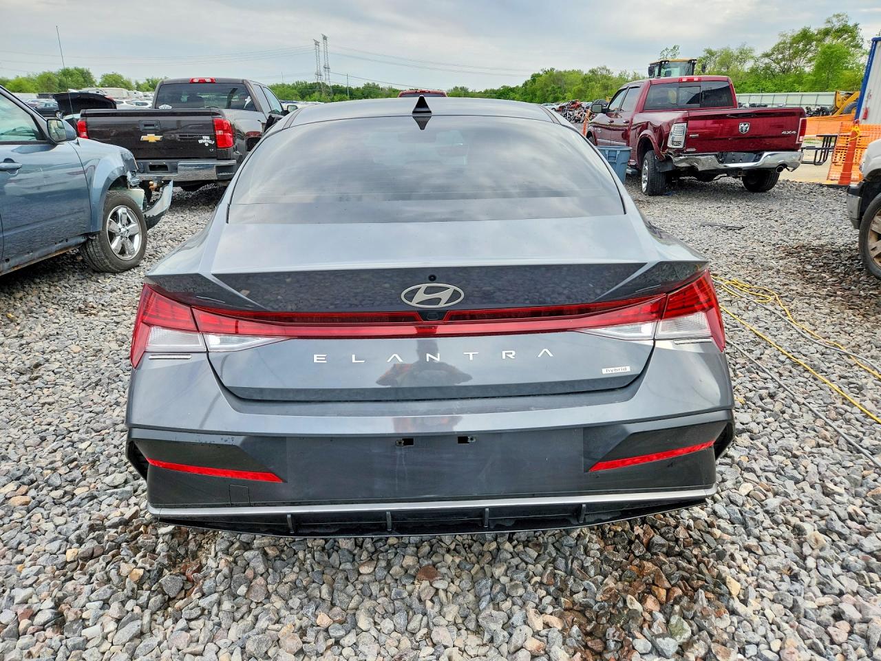 2025 HYUNDAI ELANTRA