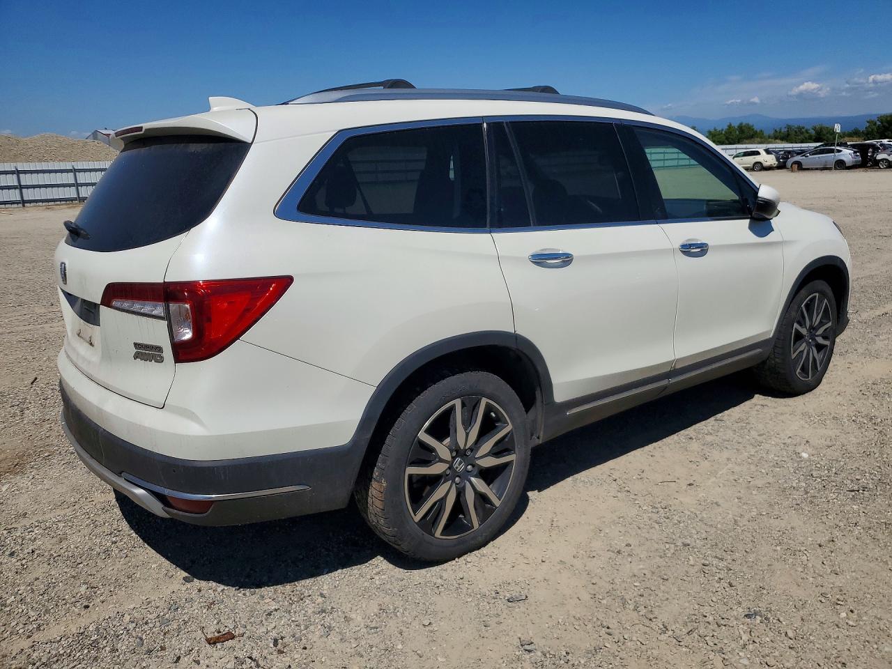 2019 HONDA PILOT