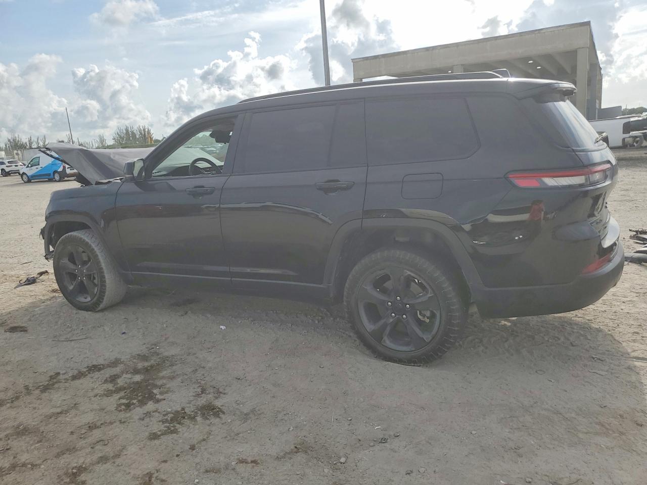 2022 JEEP CHEROKEE
