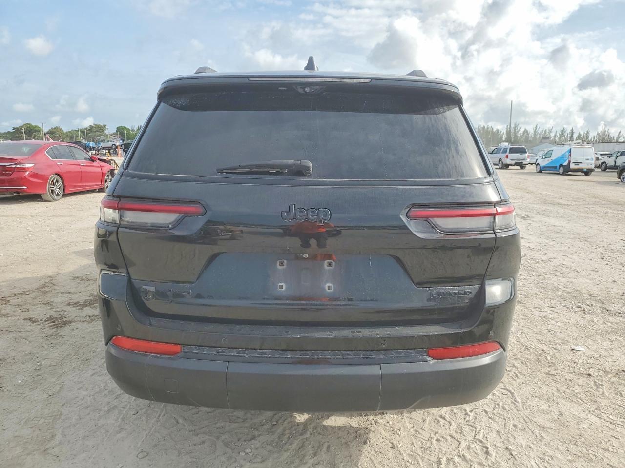 2022 JEEP CHEROKEE