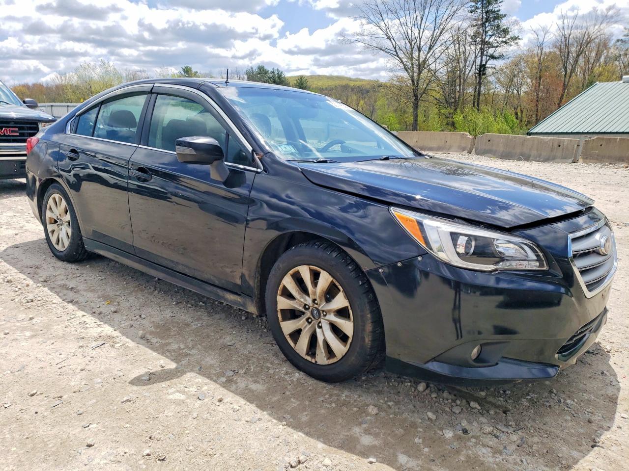 2015 SUBARU LEGACY