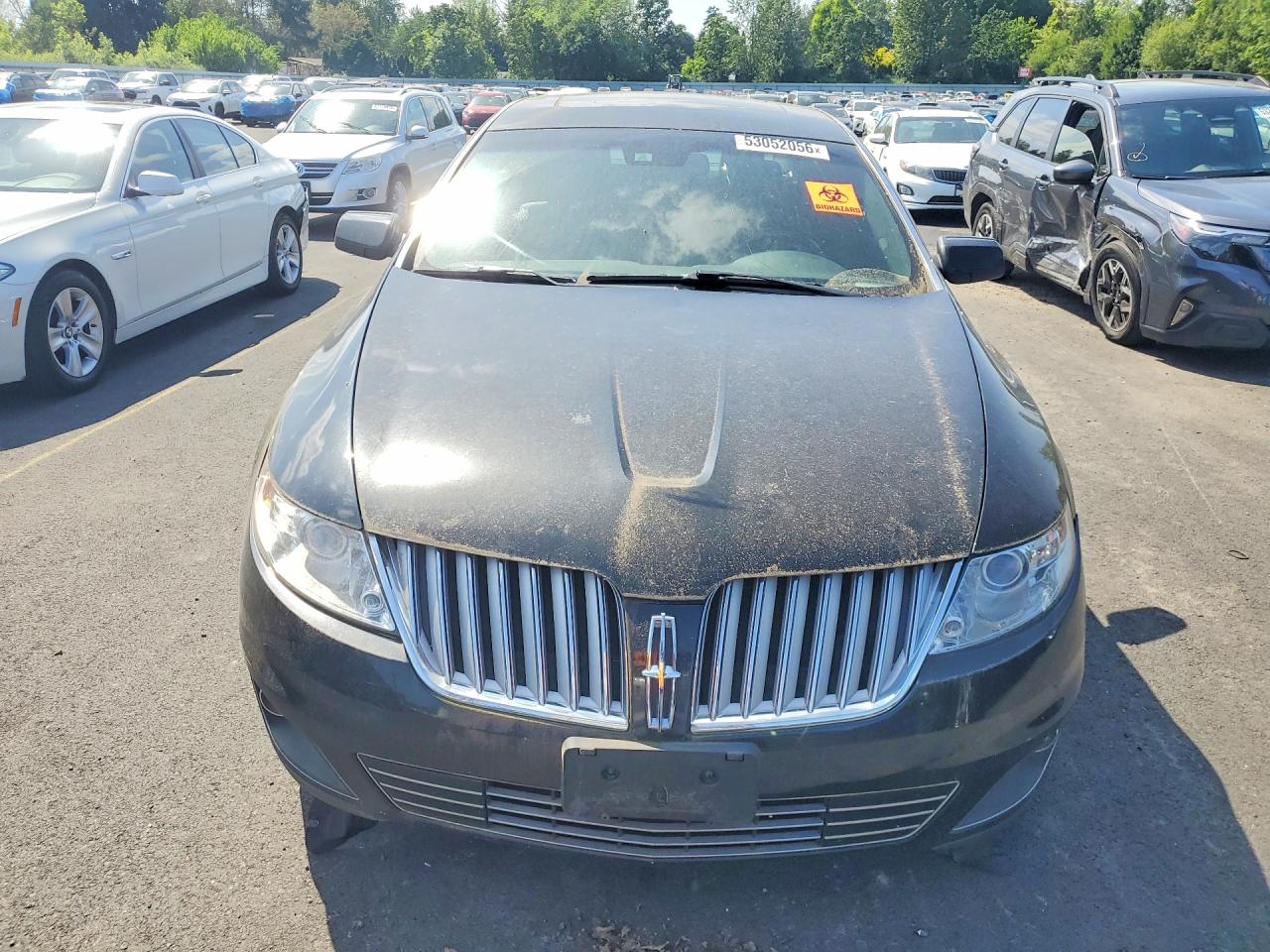 2009 LINCOLN TOWNHOUSE MKS