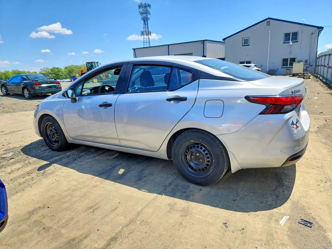 2021 NISSAN VERSA