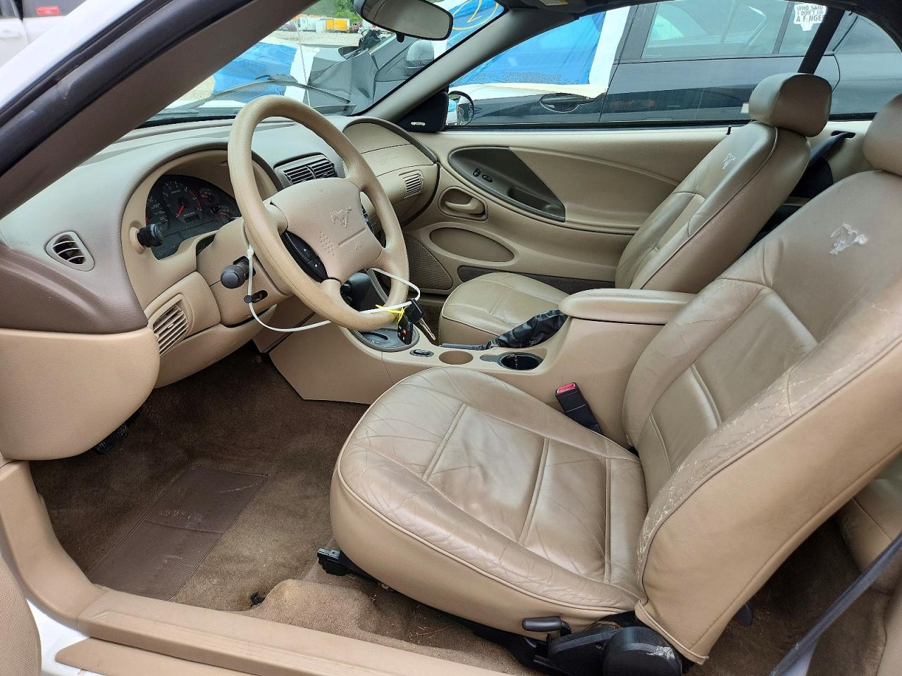 2001 FORD MUSTANG