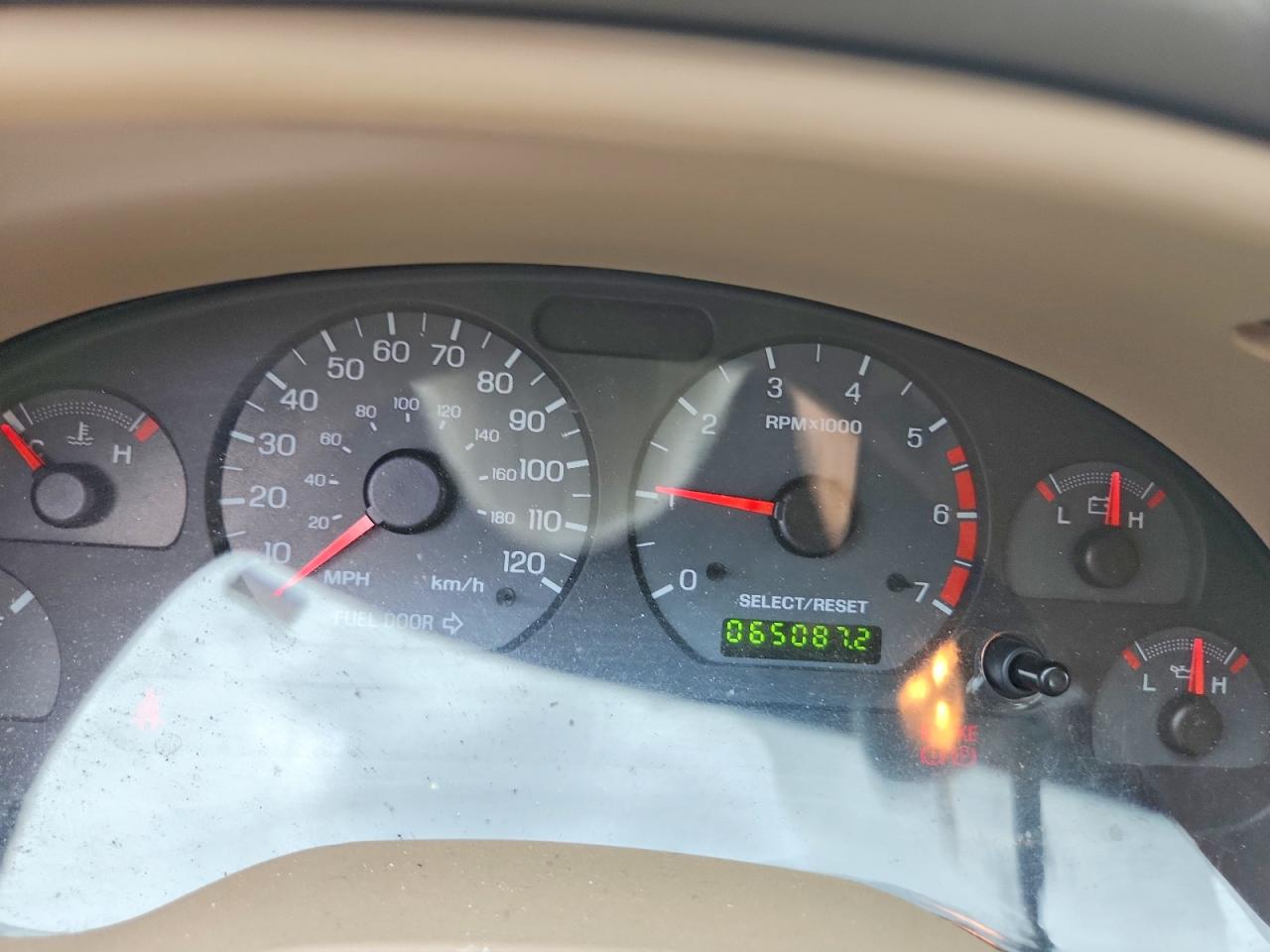 2001 FORD MUSTANG